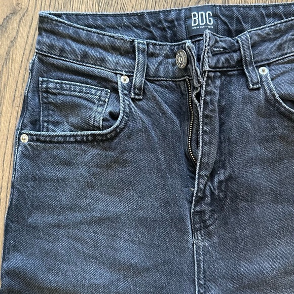 BDG Urban Outfitters Edie High-Rise Black Denim Jeans - Size W27/L32 - Picture 2 of 7